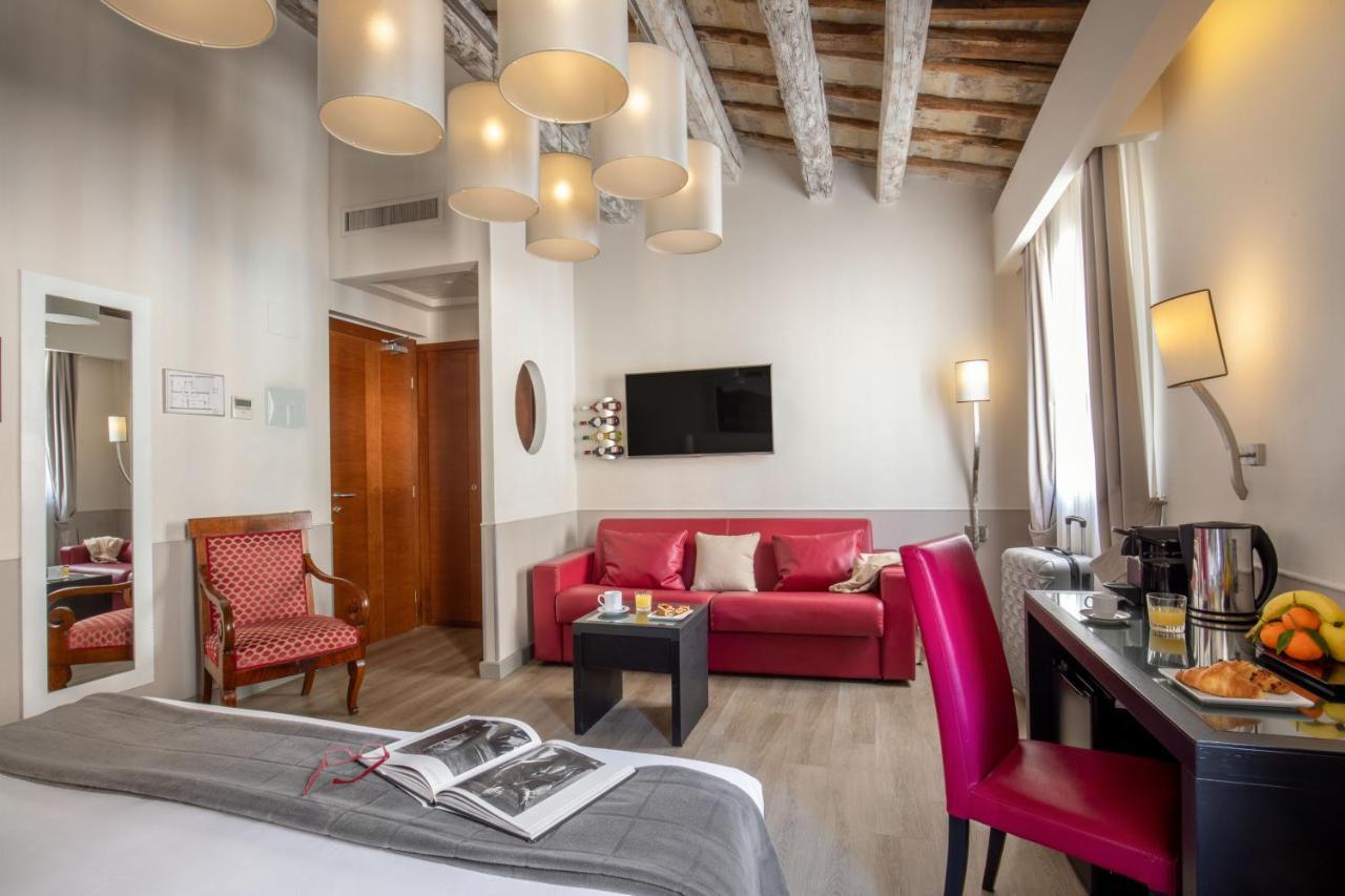 Condotti Palace Рим Экстерьер фото